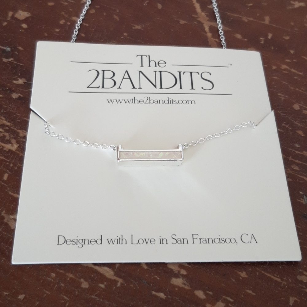 The 2BANDITS Necklace